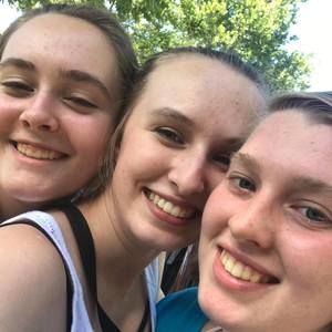 Meet your Posher, Abby